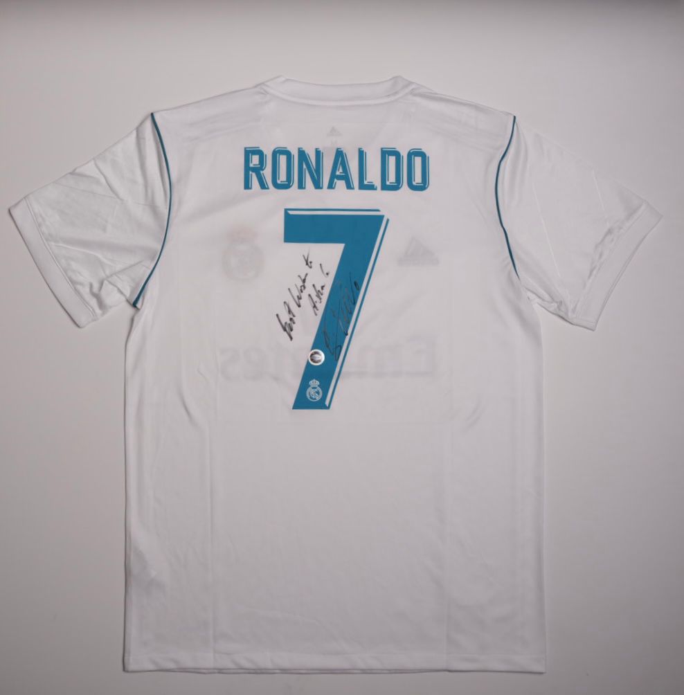 Real Madrid Home shirt signed by Cristiano Ronaldo with dedication “Aisha”