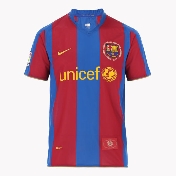 Back view of Xavi's Barcelona Home 2007-08 shirt, displayed in premium condition.